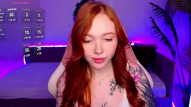 Maya_Light's cam snapshot