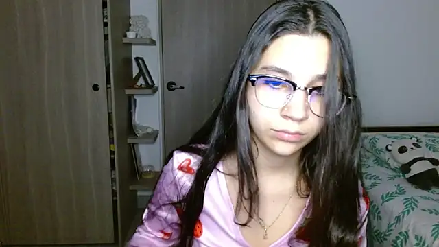 mia__lopez_'s cam snapshot