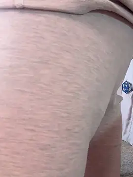 chick-888's cam snapshot