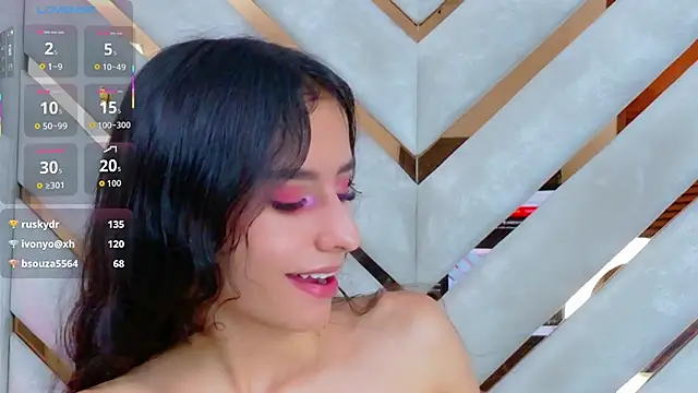 Sarah-Grace live sex cam