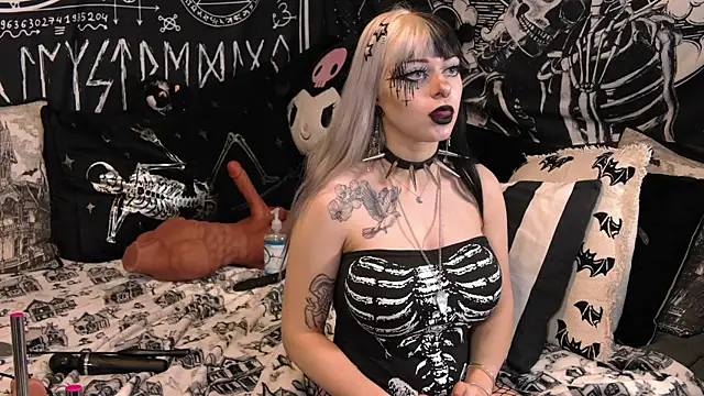 Paige_Turner's cam snapshot