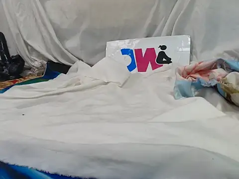 Lina-168's cam snapshot