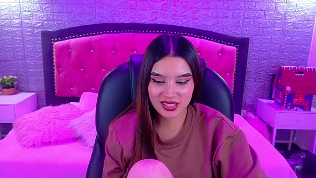 Natalie_loffreda's cam snapshot