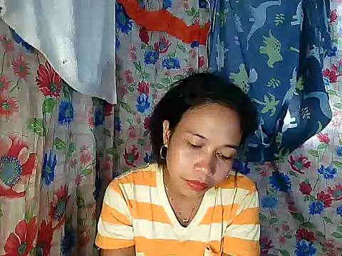 PinaySkinnyGirl's cam snapshot