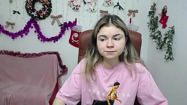 TinaRedly's cam snapshot