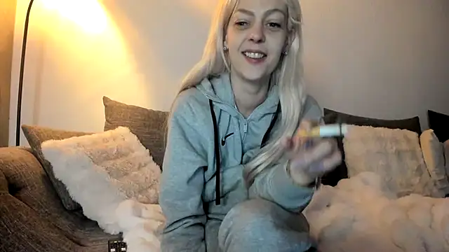 Melina_Diamond's cam snapshot