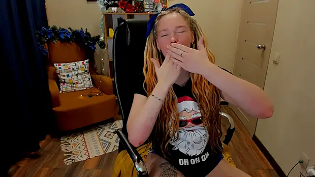 _fiona_Love's cam snapshot