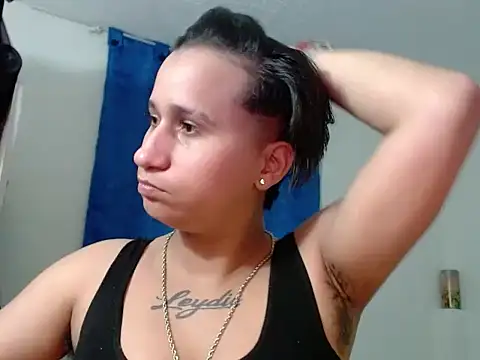 Im_Milan_Rs's cam snapshot