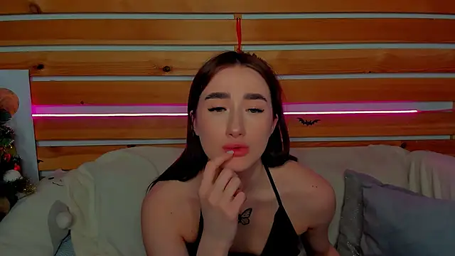 Evis_Dailyy's cam snapshot