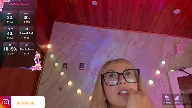 ariana_rosse__'s cam snapshot