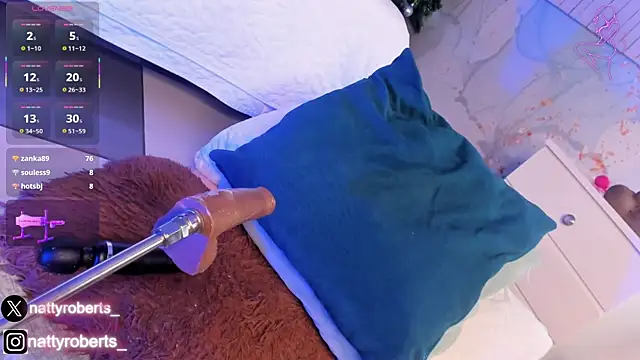 Natty_roberts_'s cam snapshot