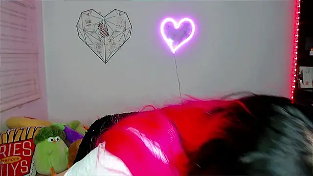 EllieMoonX live sex cam
