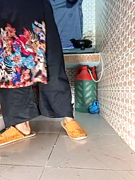 Bristy-'s cam snapshot