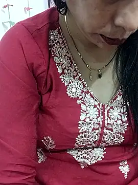 cutee_bhabhi's cam snapshot