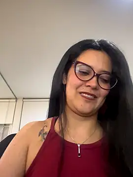 TAMARALEWISMD's cam snapshot