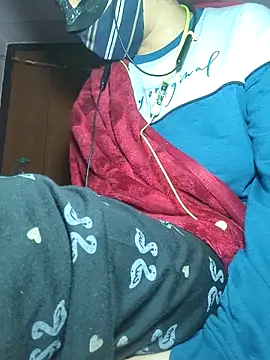 IndianRima's cam snapshot