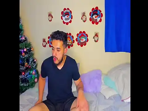 astredad2025's cam snapshot