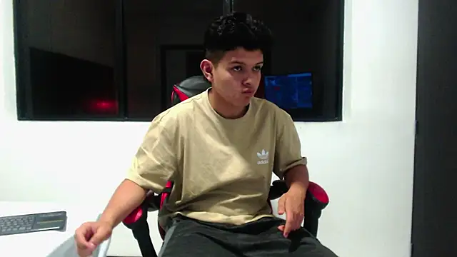 NathanBrookhs's cam snapshot