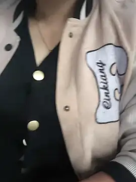 Sweetlove_77 live sex cam