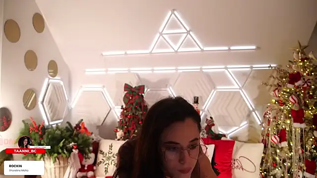 taanni_bc's cam snapshot