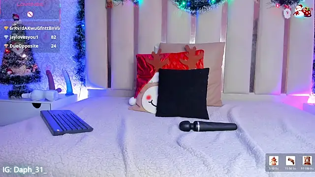 Daphnne_tay's cam snapshot