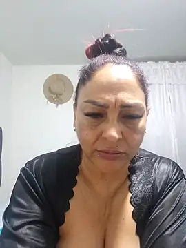 Gina_Myers live sex cam