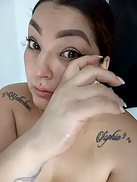 Victoriia-69 live sex cam