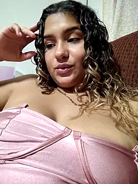 BrendaGirs live sex cam