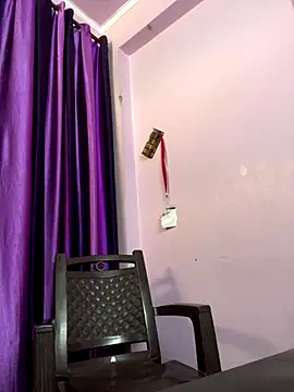 Dick_6inches_Delhi live sex cam