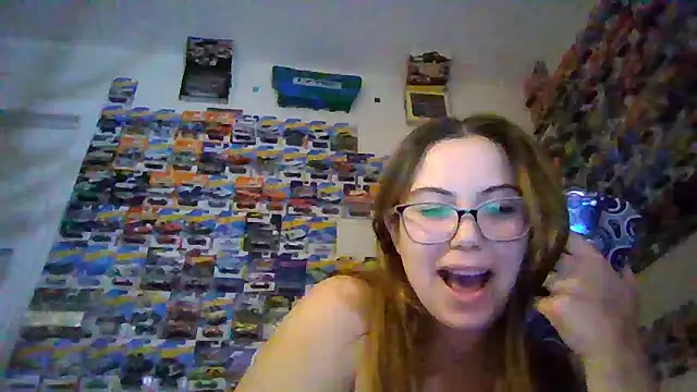 FreakyDreama's cam snapshot