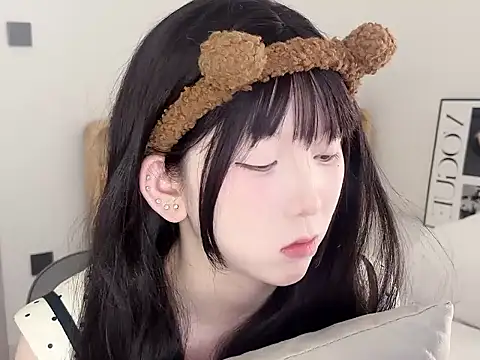 lnua-lnua's cam snapshot