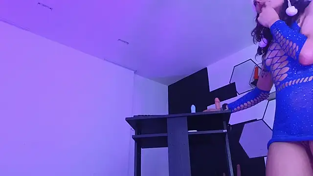 haileycat's cam snapshot