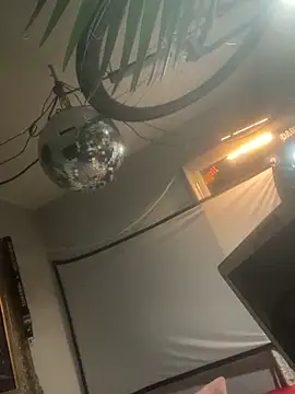 pillepallex84x live sex cam