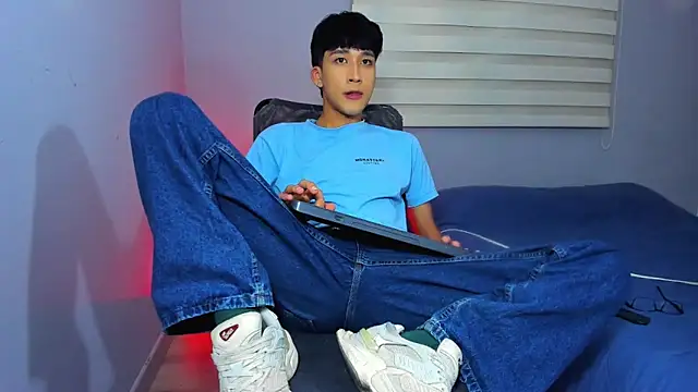 tom_Howard's cam snapshot