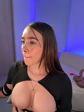 sarabell_'s cam snapshot