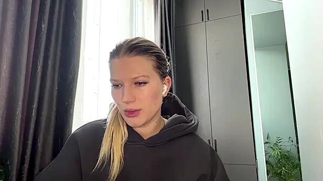 Sora_Wayde's cam snapshot