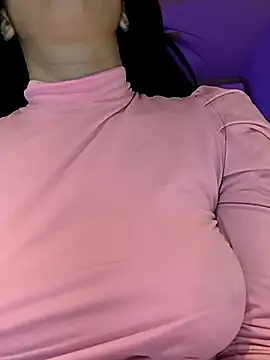 Sara-215's cam snapshot