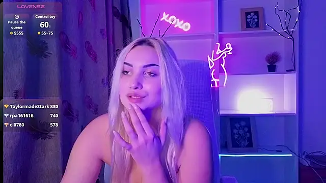 adrelaxina's cam snapshot