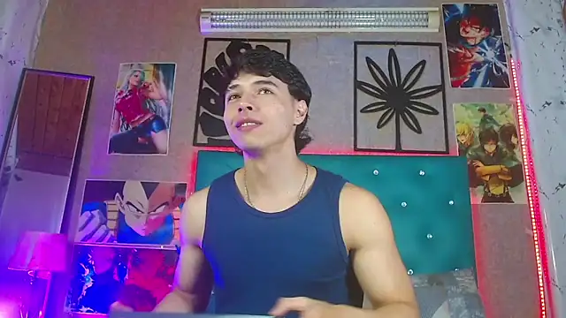 LiamAndrewzz's cam snapshot