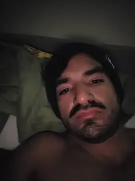 piggylatino's cam snapshot