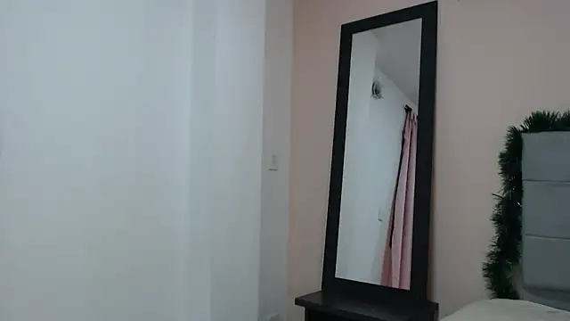 Abby_Hiiltoon's cam snapshot