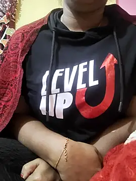 hiya369's cam snapshot