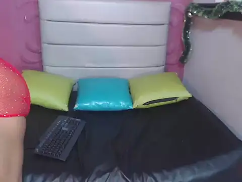 Charlotte_colliins's cam snapshot