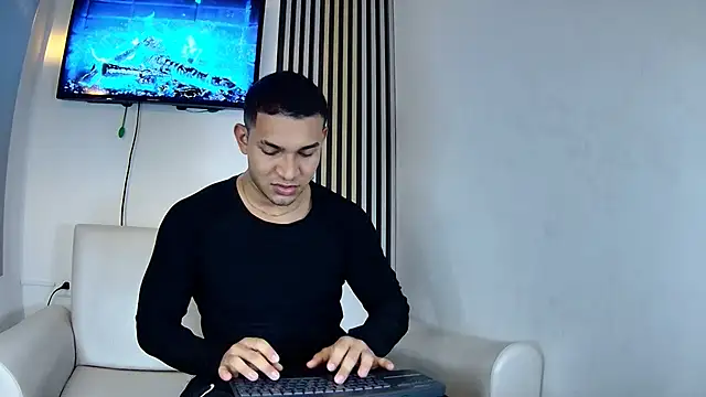 venedic_bull's cam snapshot