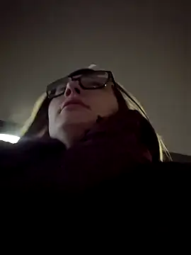 wildyoungNhorny's cam snapshot