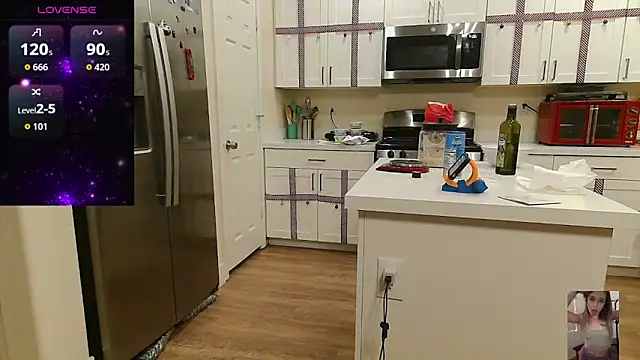 Blondiewithanass's cam snapshot