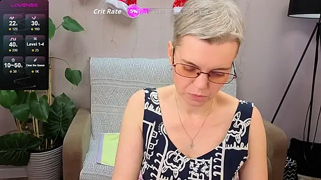 Cutie_Erikaa1's cam snapshot