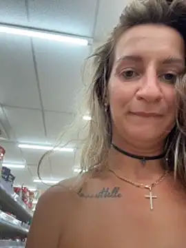 EvvaMur's cam snapshot