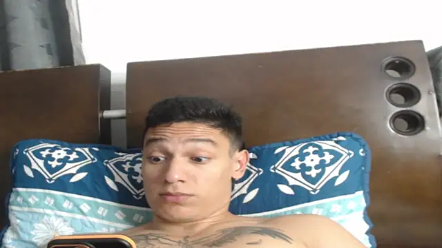 Tobicutee live sex cam