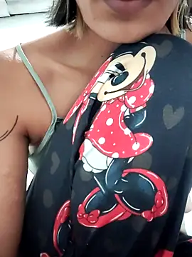 Mia_saaenz's cam snapshot